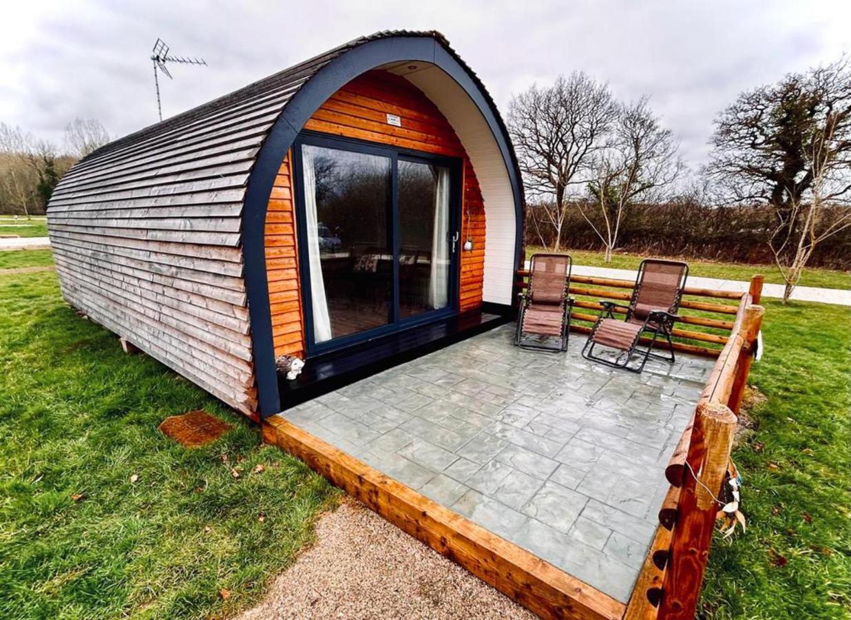 Beech Pod Cabin In Beautiful Surroundings レクサム エクステリア 写真
